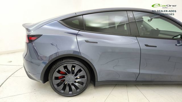 Used 2023 Tesla Model Y Performance AWD/4WD image 12