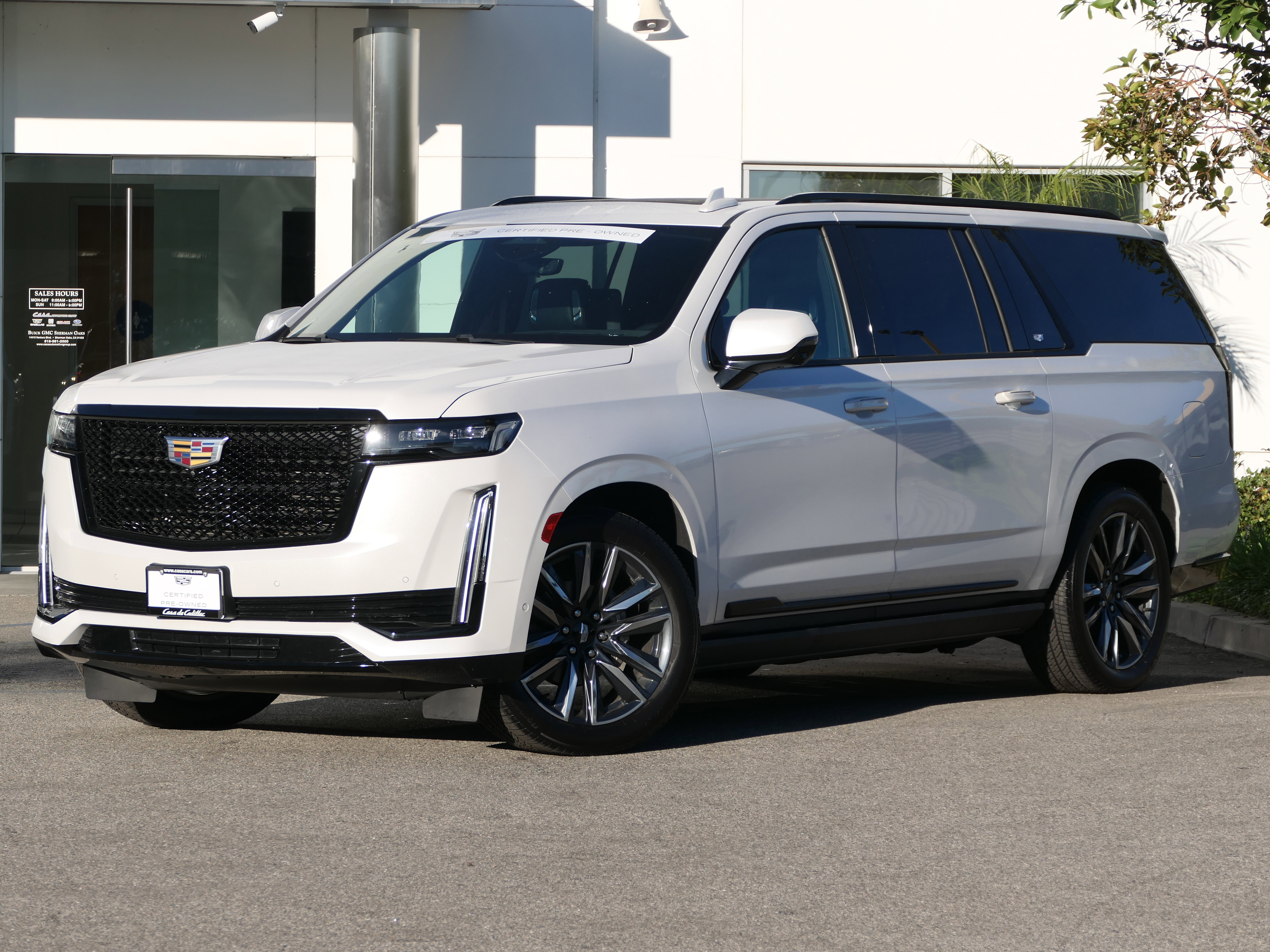 Certified 2021 Cadillac Escalade ESV Sport w/ Driver Assist Tech Package image 1