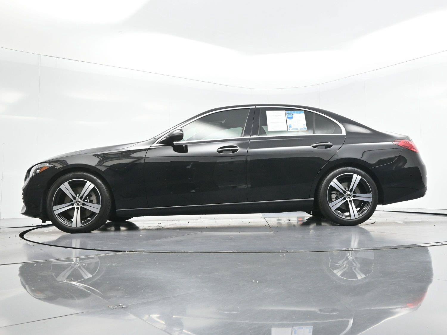 Used 2025 Mercedes-Benz C 300 4MATIC Sedan image 45