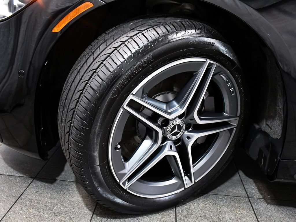 Used 2022 Mercedes-Benz S 500 4MATIC w/ AMG Line Package image 7