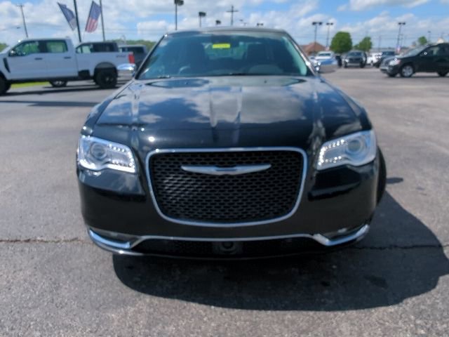 Used 2015 Chrysler 300 C w/ Light Group RWD image 4