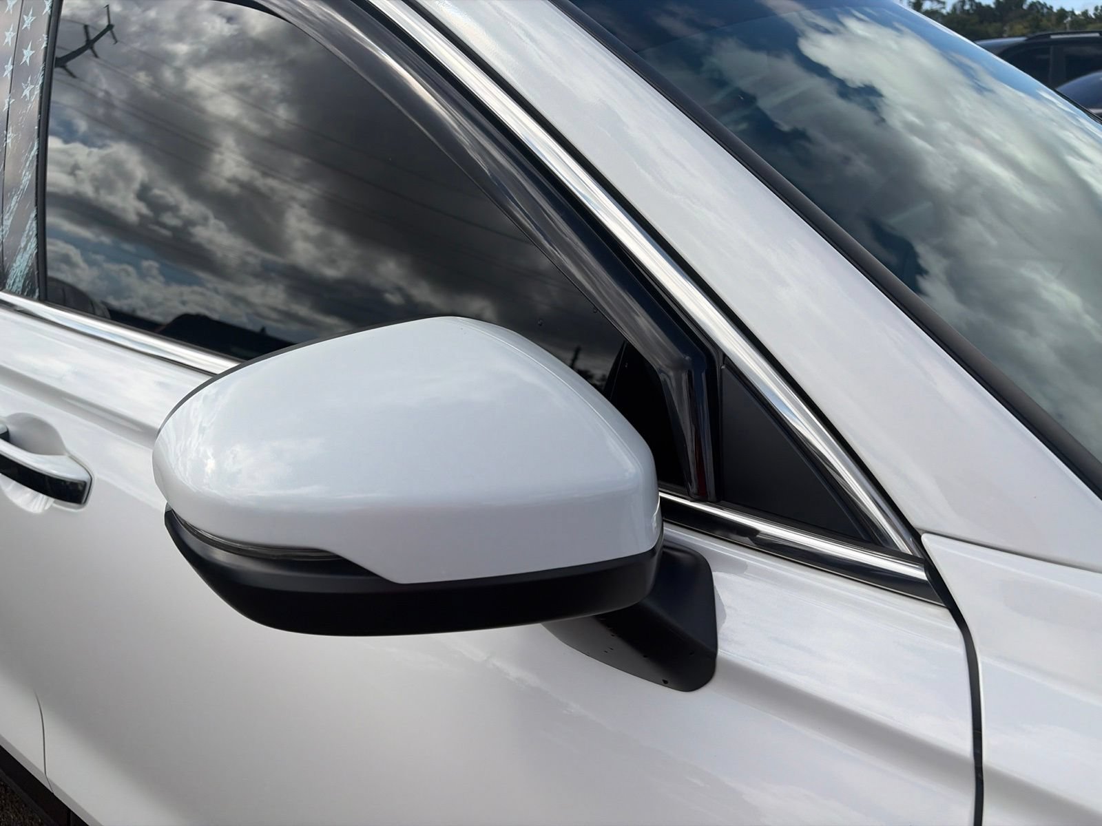 Used 2024 Honda CR-V EX image 14