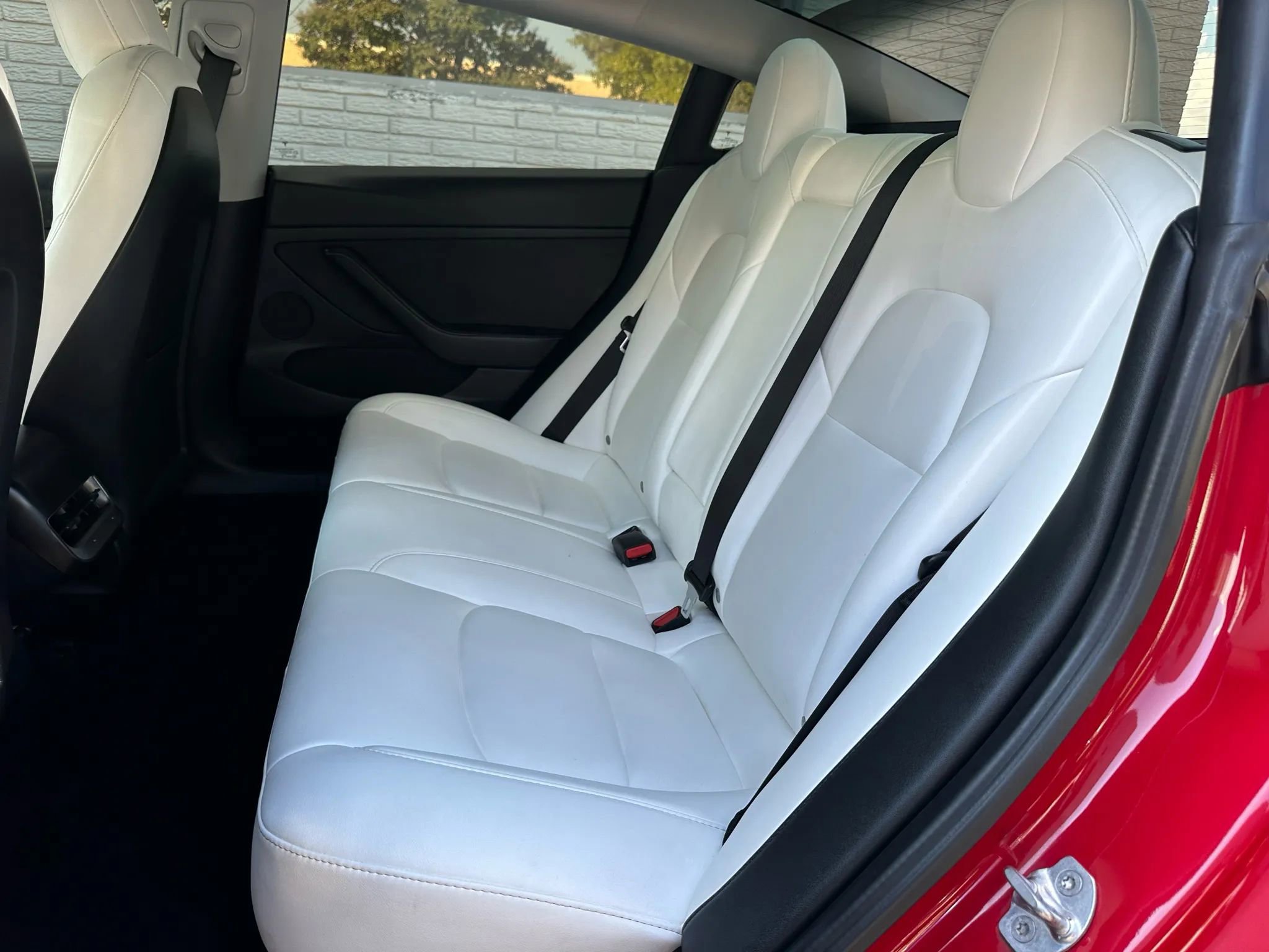 Used 2021 Tesla Model 3 Standard Range Plus image 17
