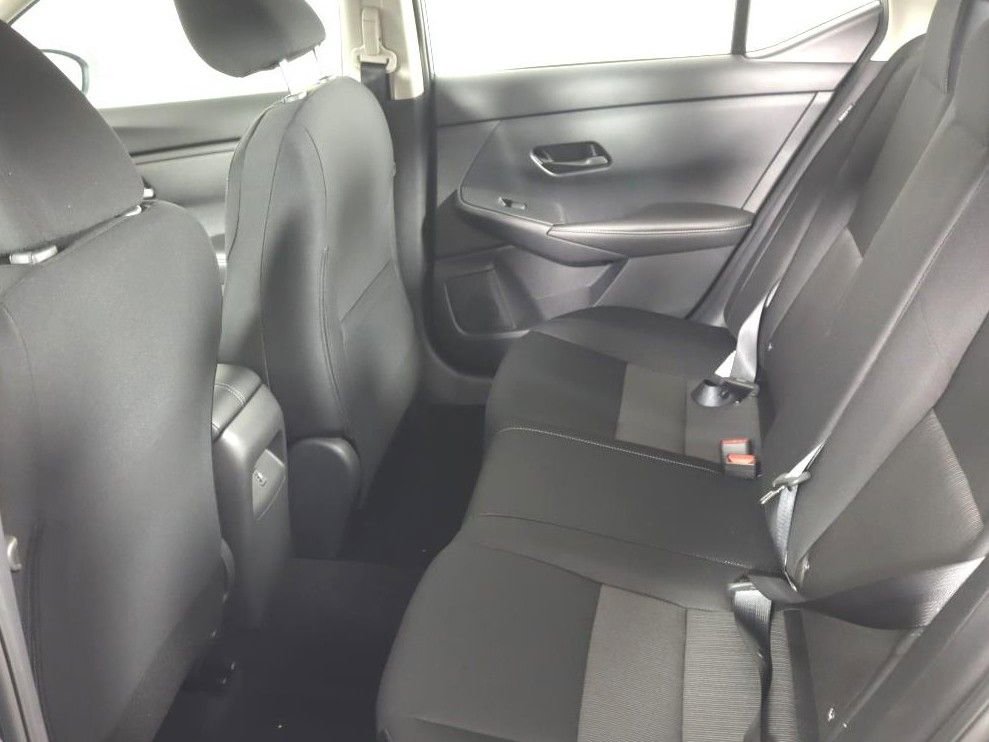Used 2025 Nissan Sentra SV FWD image 24