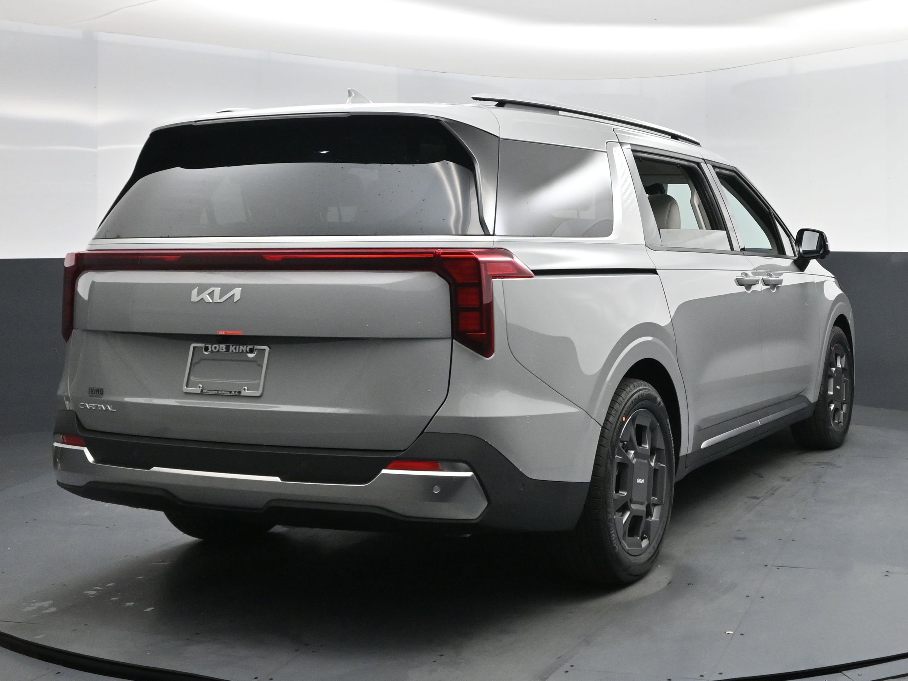 New 2026 Kia Carnival SX image 10