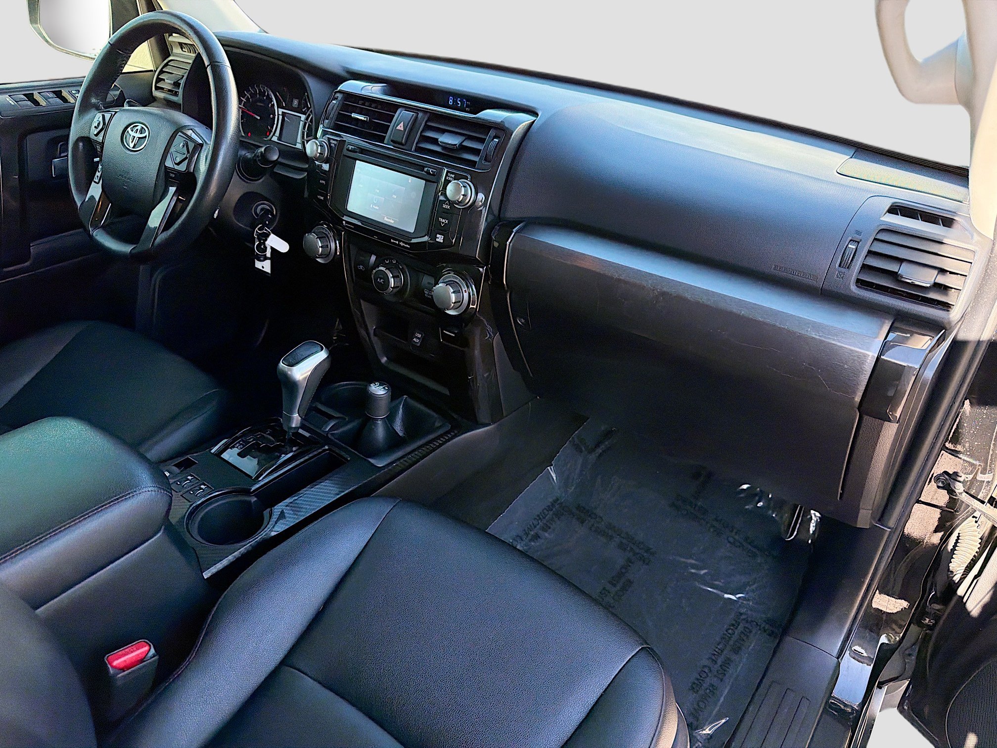 Used 2018 Toyota 4Runner TRD Off-Road Premium w/ Convenience Package AWD/4WD image 12