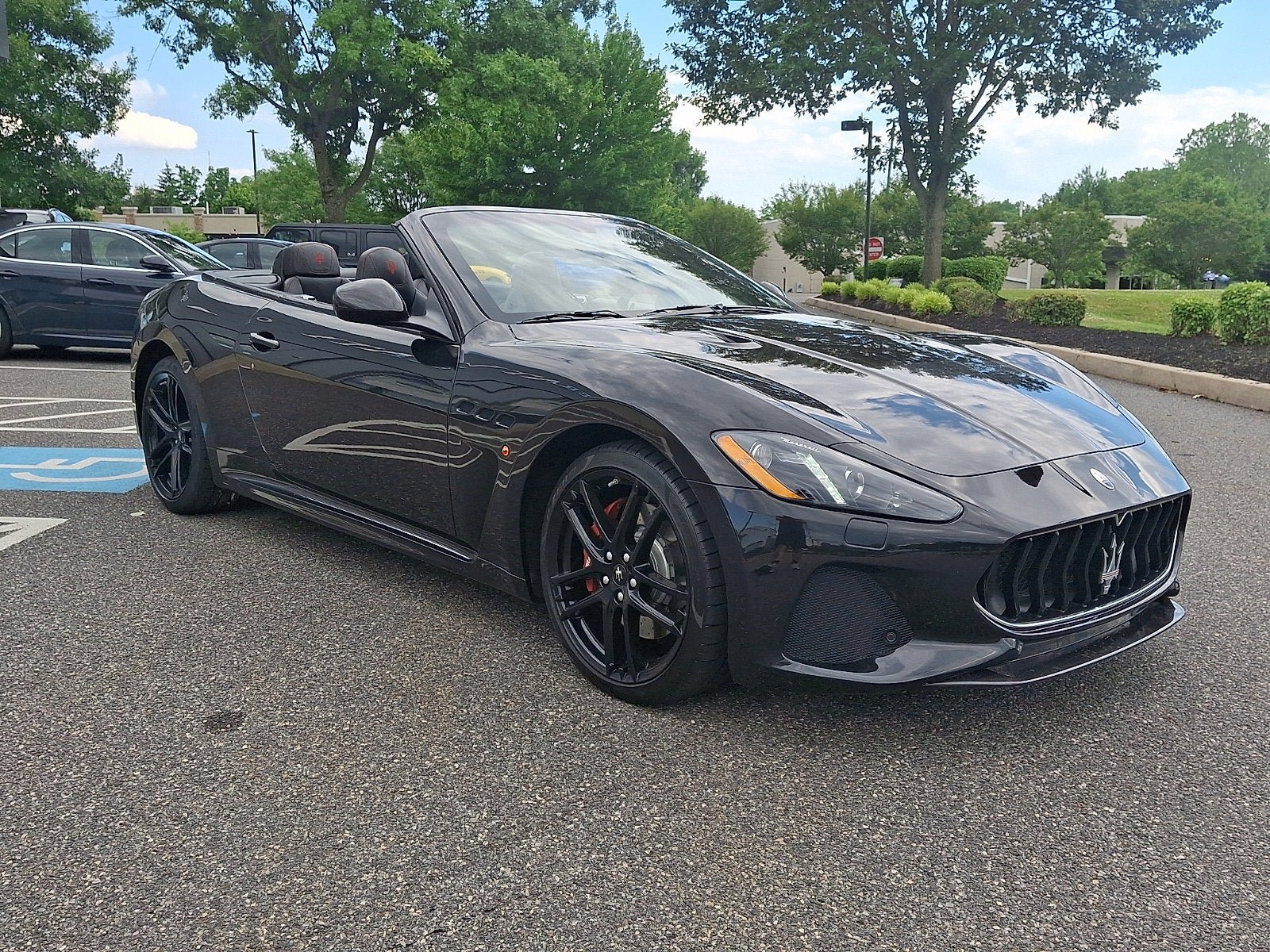 Used 2019 Maserati GranTurismo MC RWD image 3