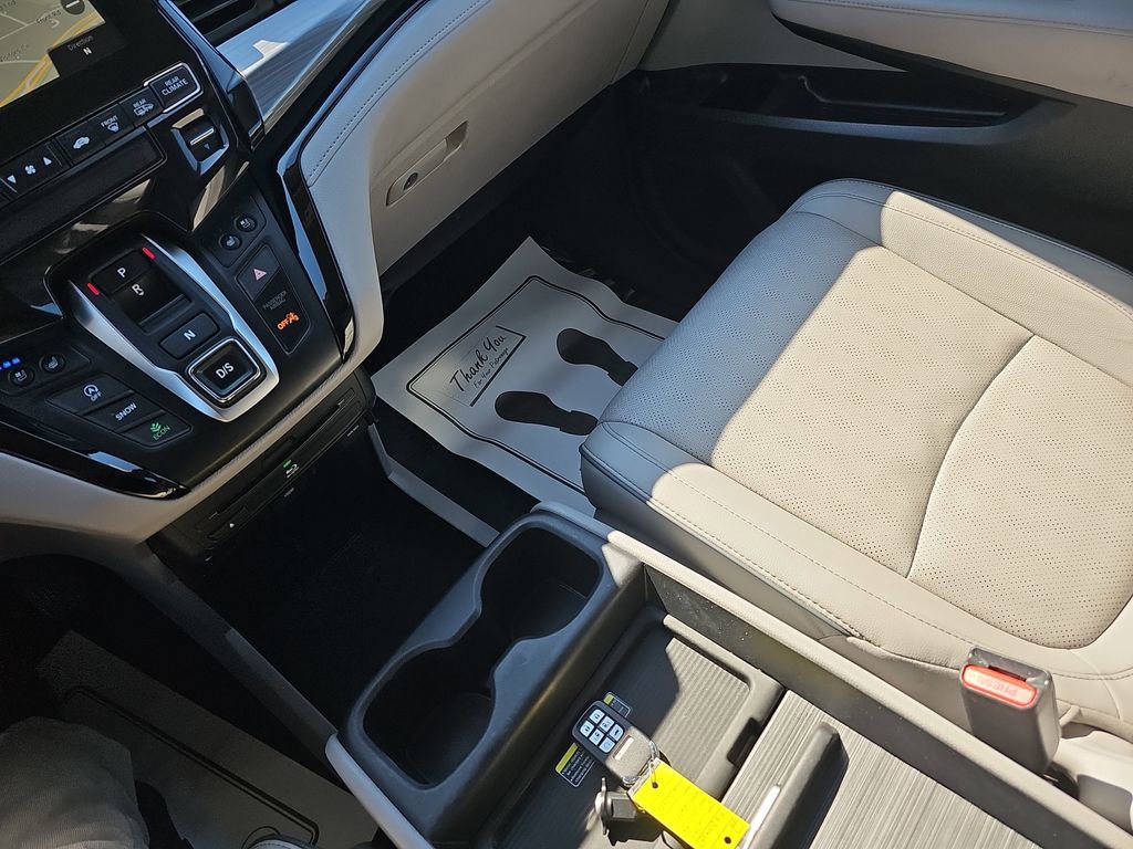 Used 2022 Honda Odyssey Elite image 30