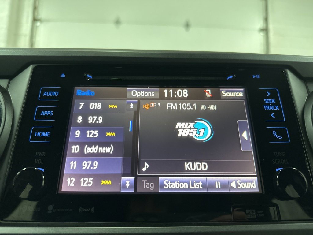 Used 2019 Toyota Tacoma TRD Sport image 32