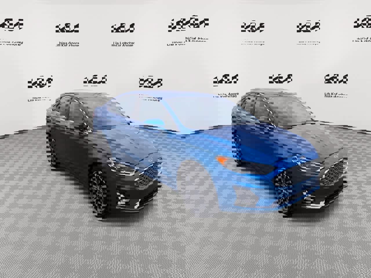 Used 2020 Ford Fusion Titanium image 2