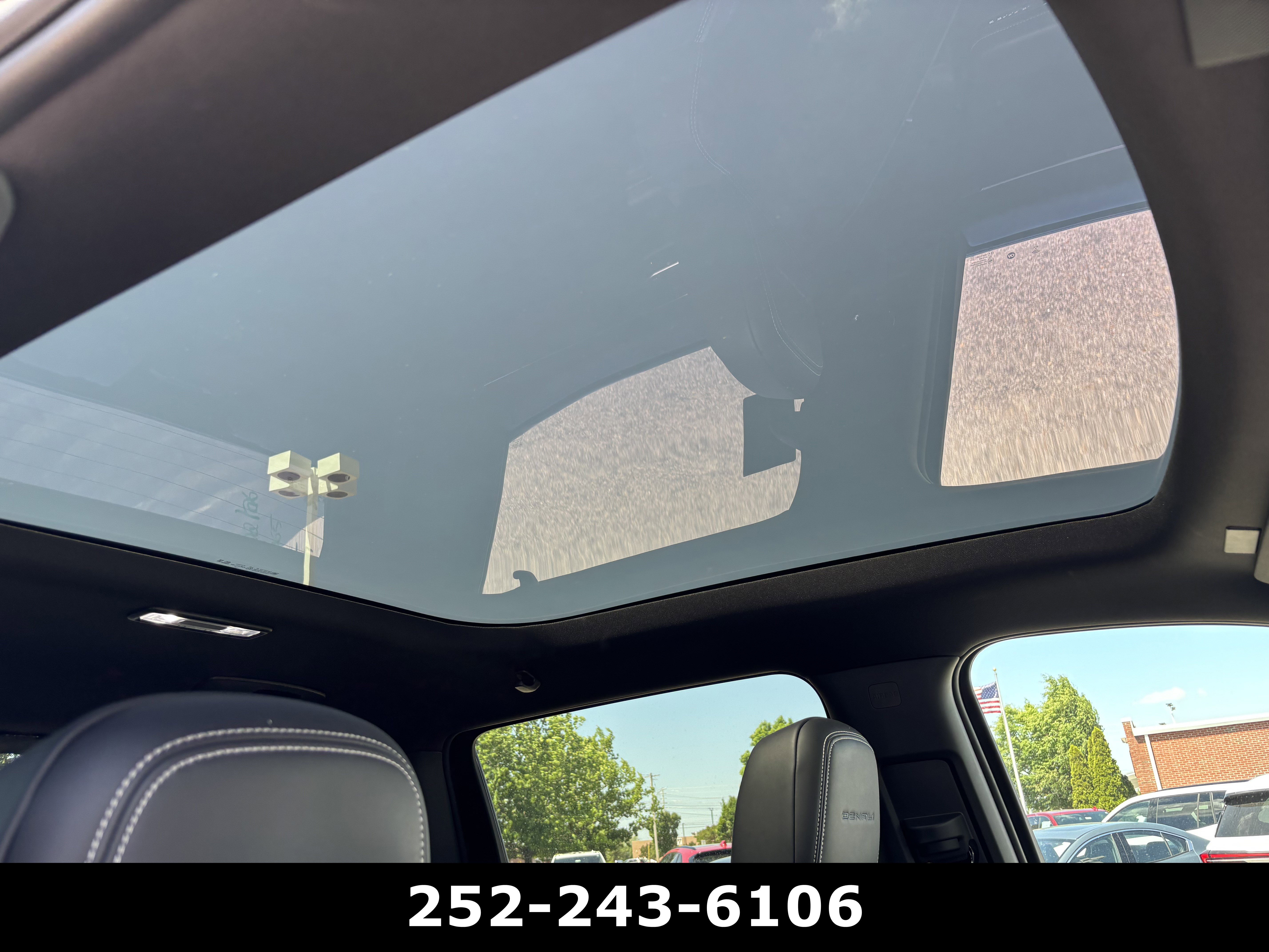 Used 2025 GMC Sierra EV Denali AWD/4WD image 10