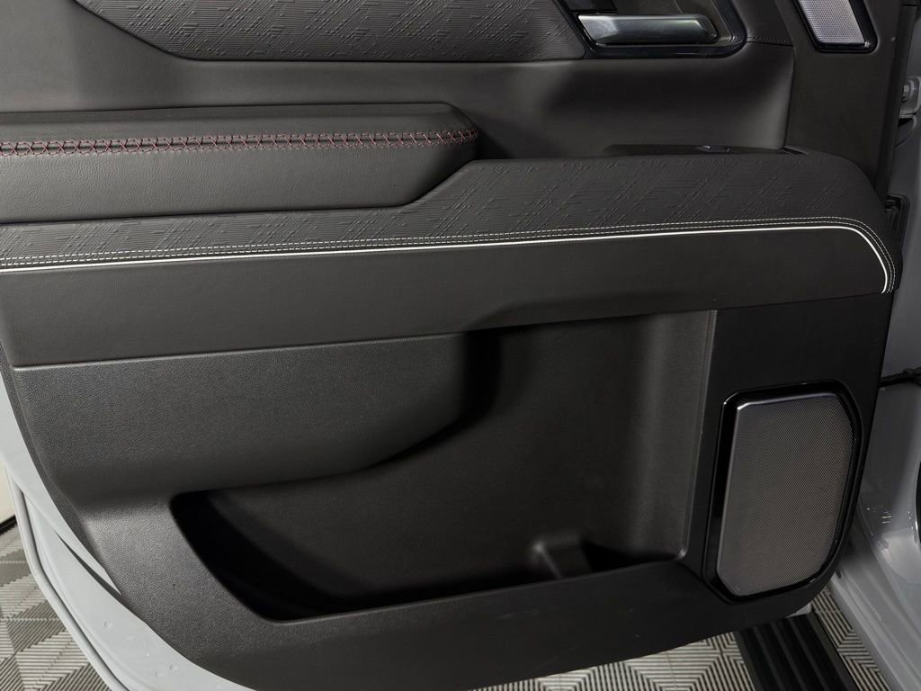 Used 2024 GMC Sierra 2500 AT4X image 28