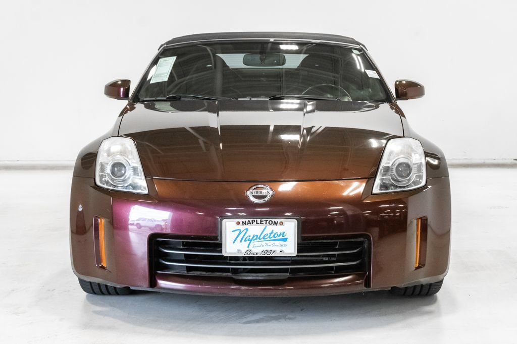 Used 2006 Nissan 350Z Grand Touring RWD image 5