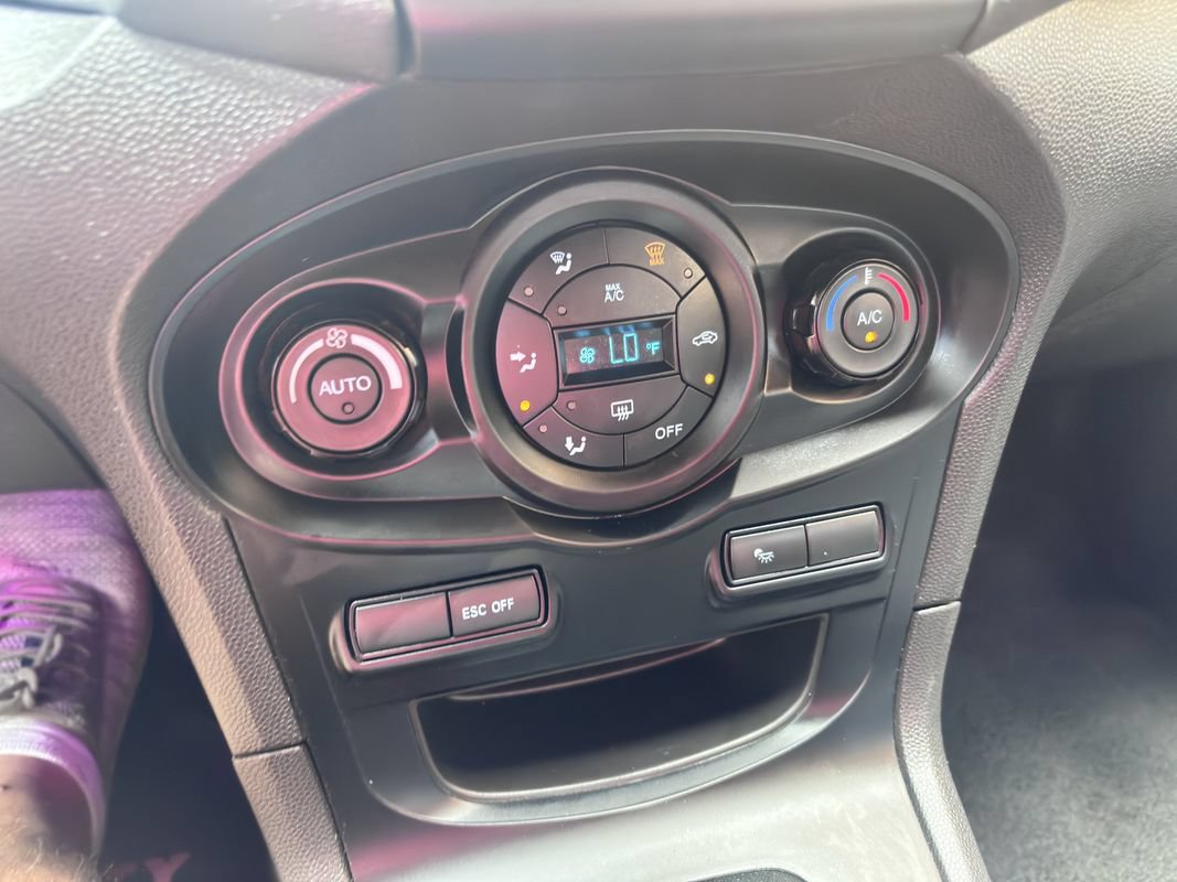 Used 2016 Ford Fiesta ST FWD image 29