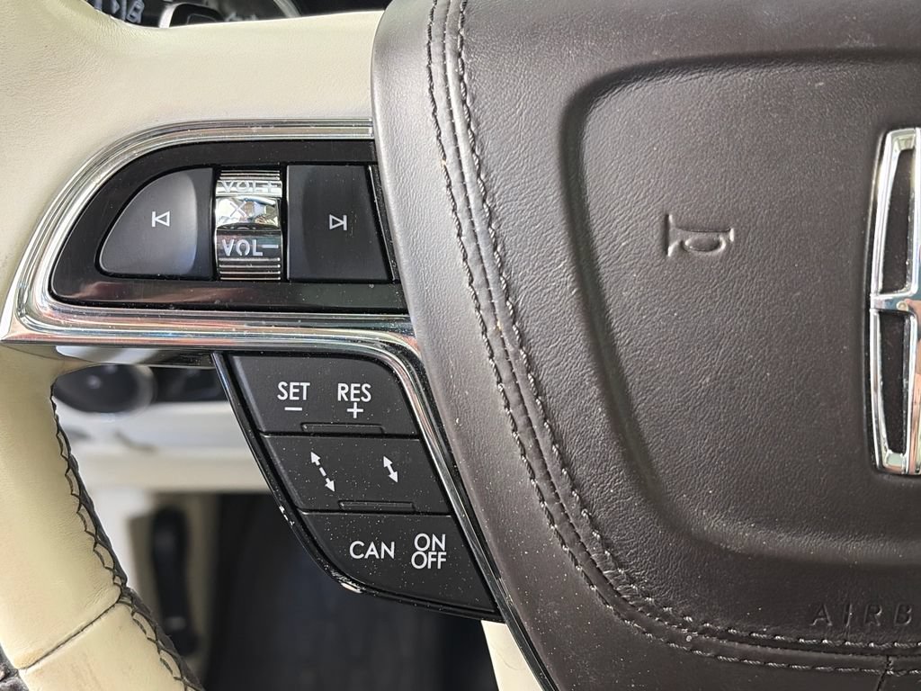 Used 2017 Lincoln Continental Black Label w/ Rear-seat Package AWD/4WD image 17