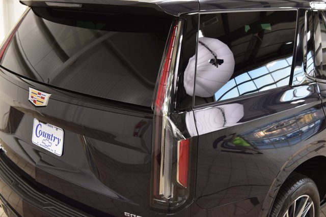 Used 2023 Cadillac Escalade Sport Platinum image 19