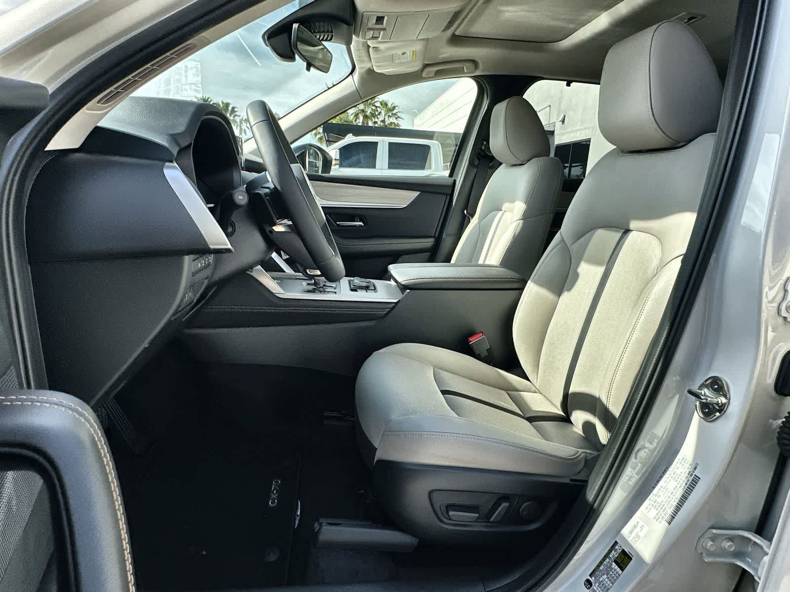 New 2026 MAZDA CX-70 3.3 Turbo w/ Preferred Package image 3