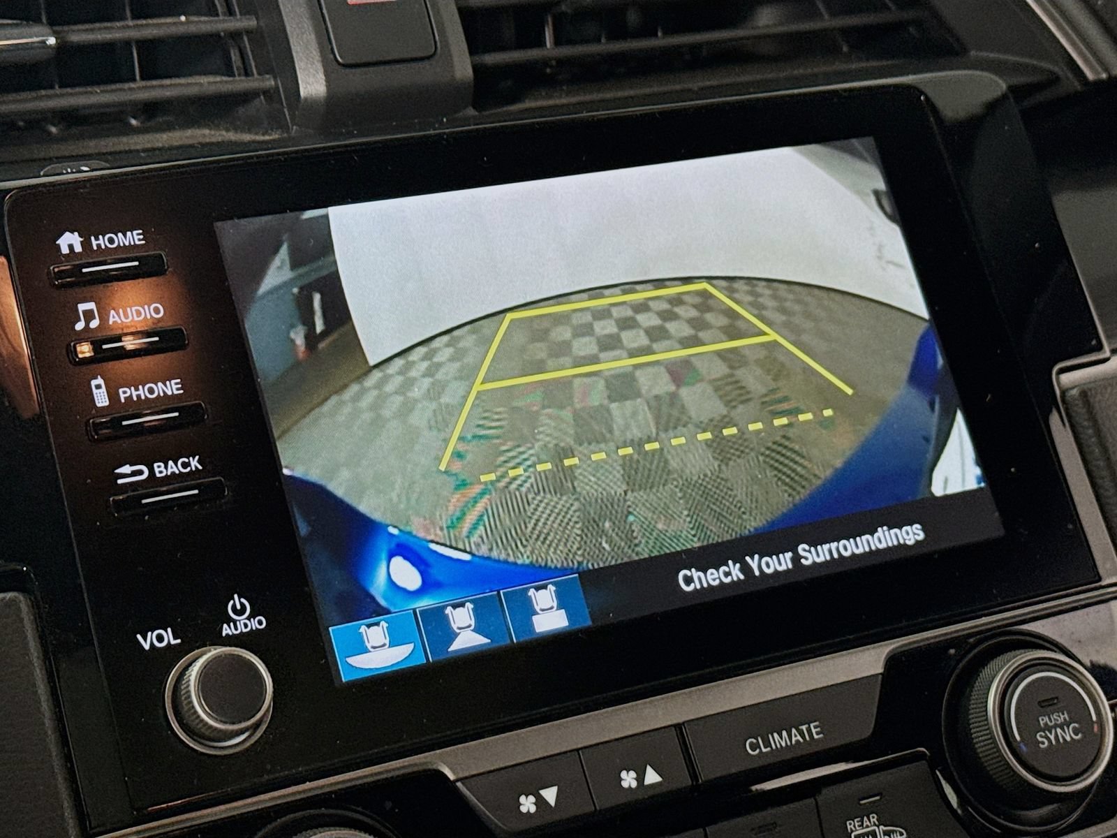 Used 2020 Honda Civic EX image 17