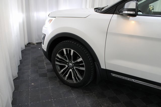 Used 2016 Ford Explorer Platinum image 10