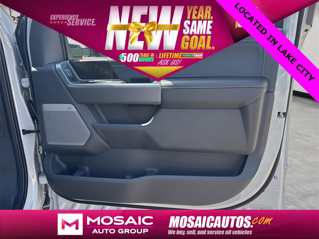 New 2025 Ford F350 Lariat w/ Lariat Ultimate Package image 9