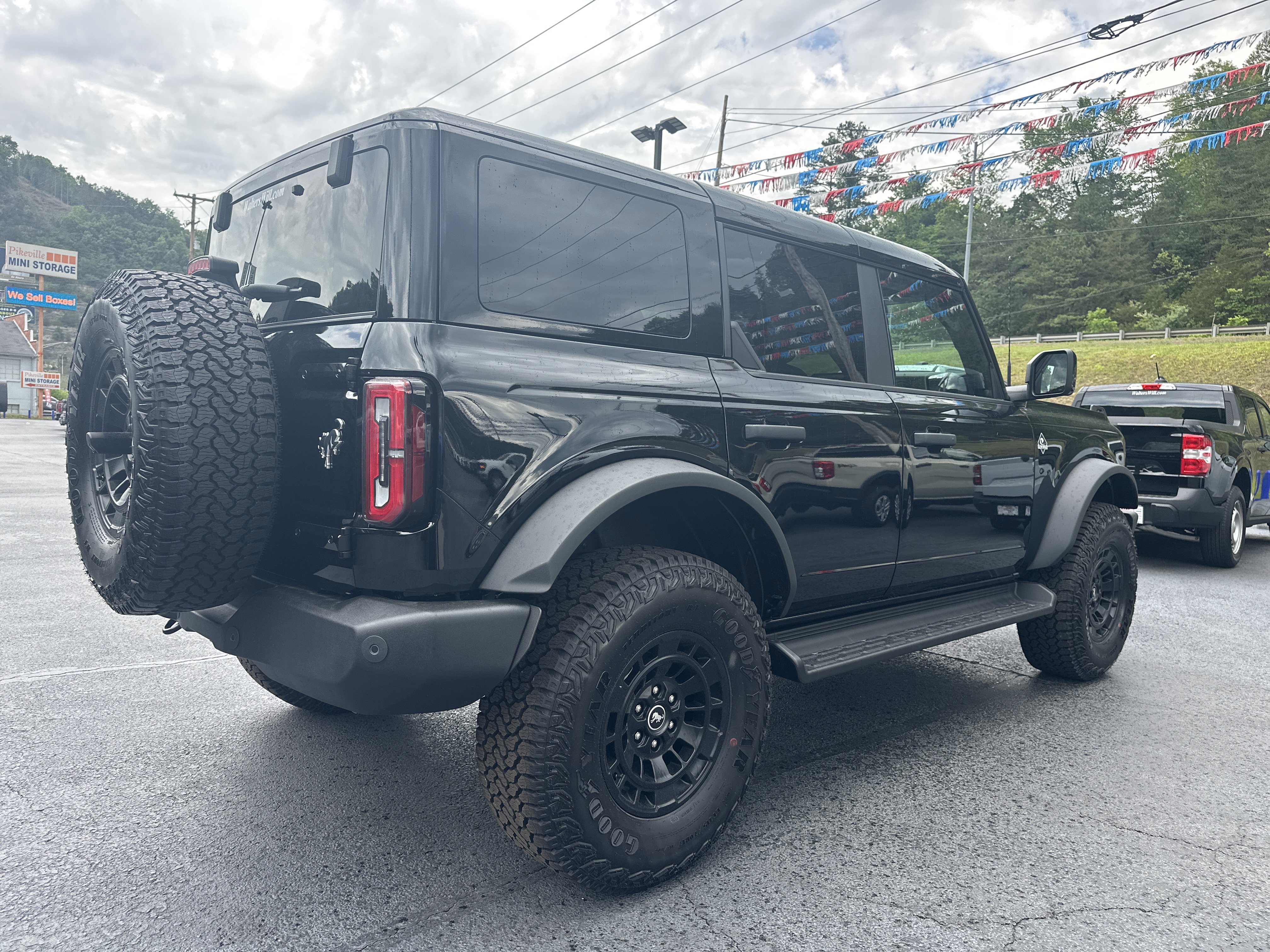 New 2026 Ford Bronco Outer Banks AWD/4WD image 4