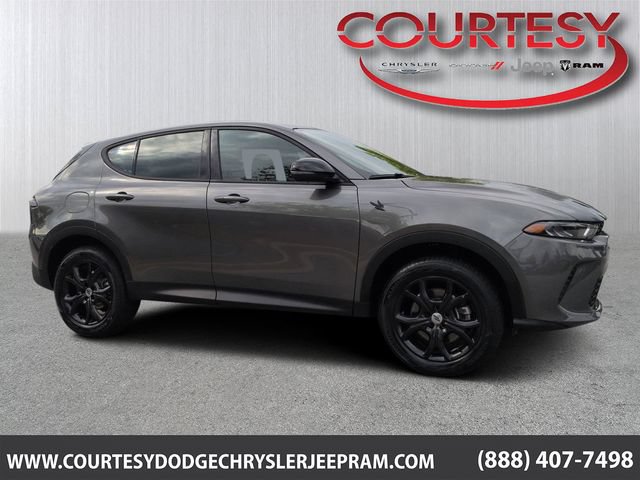 Certified 2025 Dodge Hornet GT w/ GT Plus Package AWD/4WD image 1