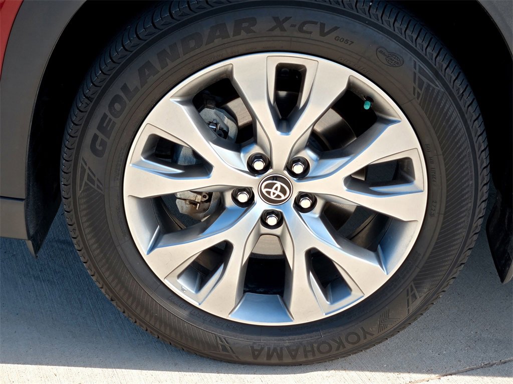 Used 2024 Toyota Grand Highlander Limited image 8