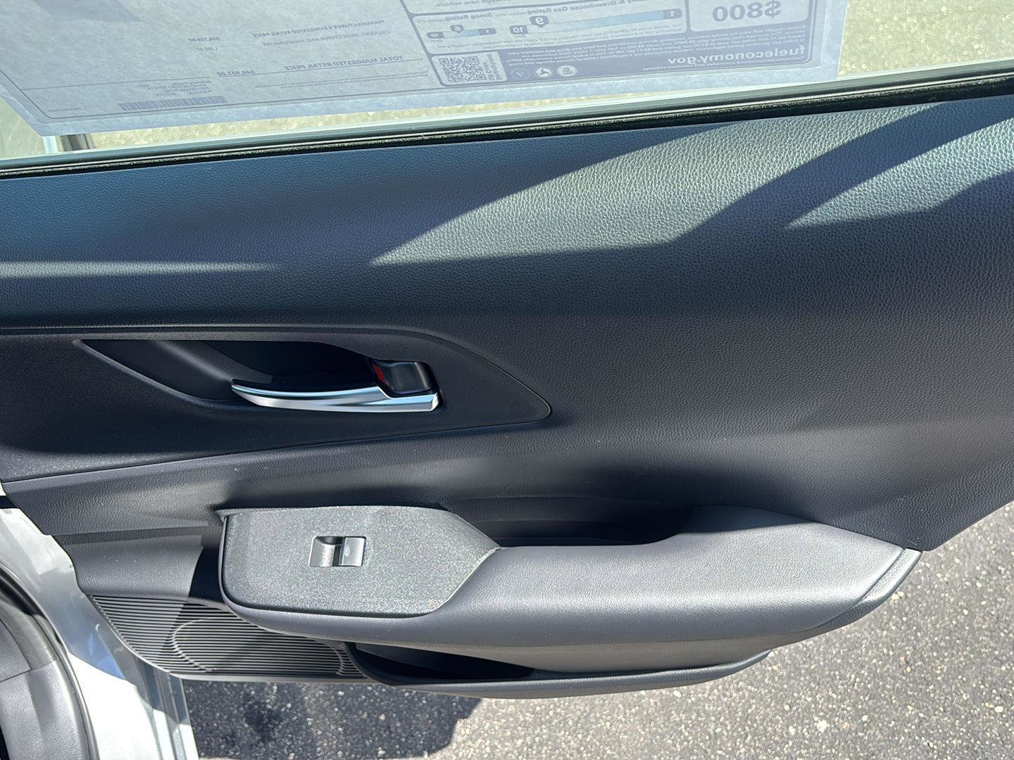 New 2026 Toyota Prius Plug-In Hybrid FWD image 21