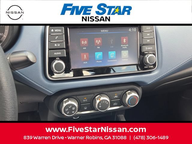 Used 2025 Nissan Versa SV w/ Trunk Package FWD image 17