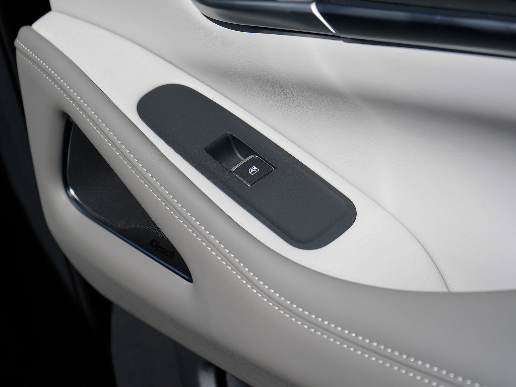 New 2026 INFINITI QX60 Luxe w/ Cargo Package image 27