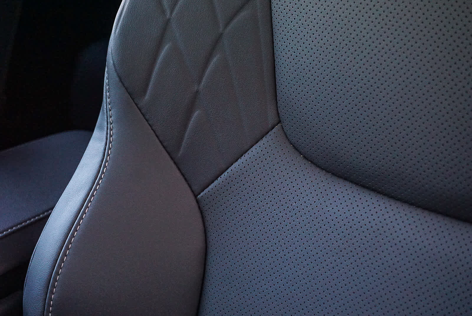 Used 2025 Lexus RX 350 FWD w/ Technology Package image 25