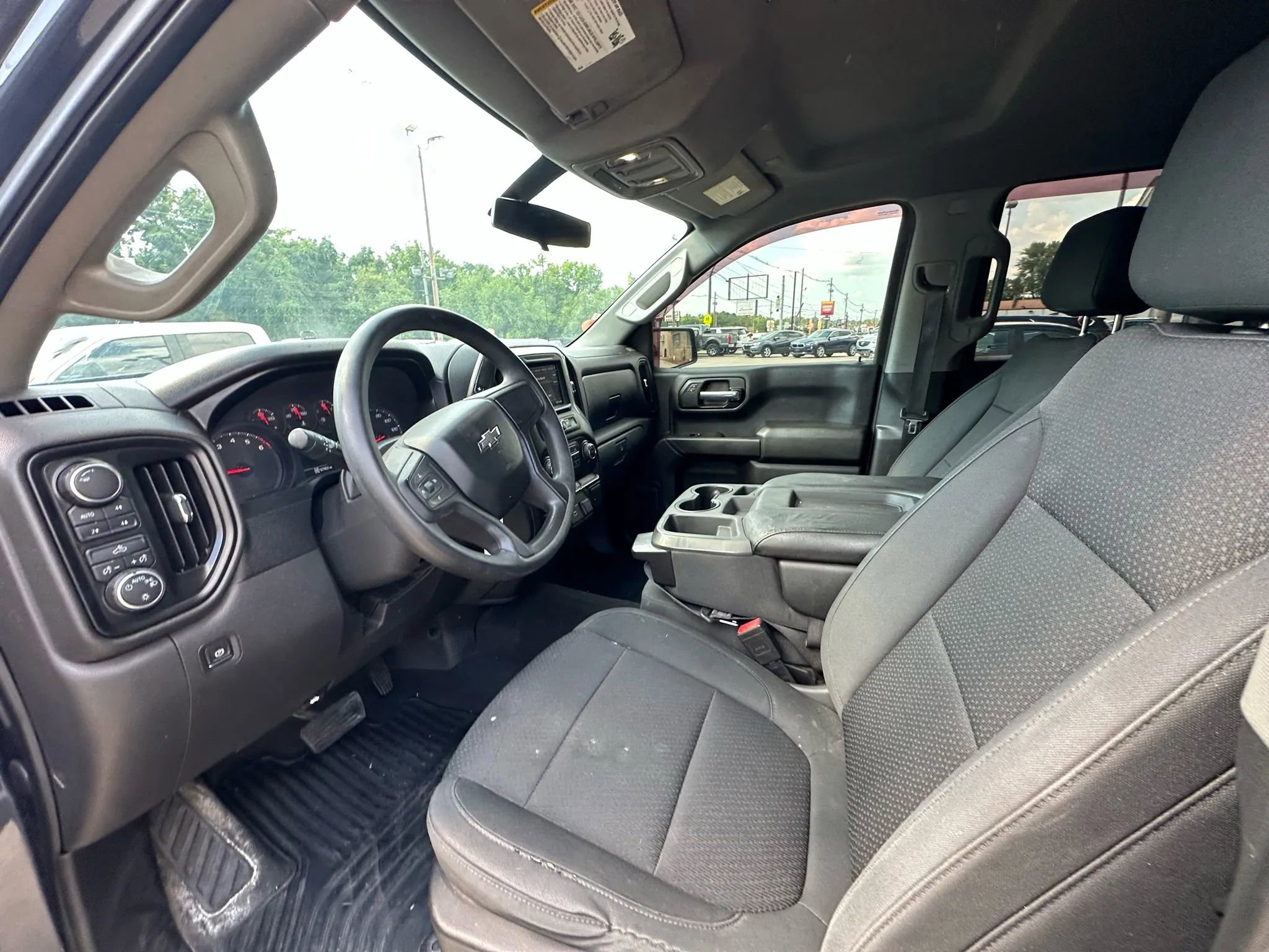 Used 2020 Chevrolet Silverado 1500 Custom Trail Boss w/ LPO, Dark Essentials Package image 16