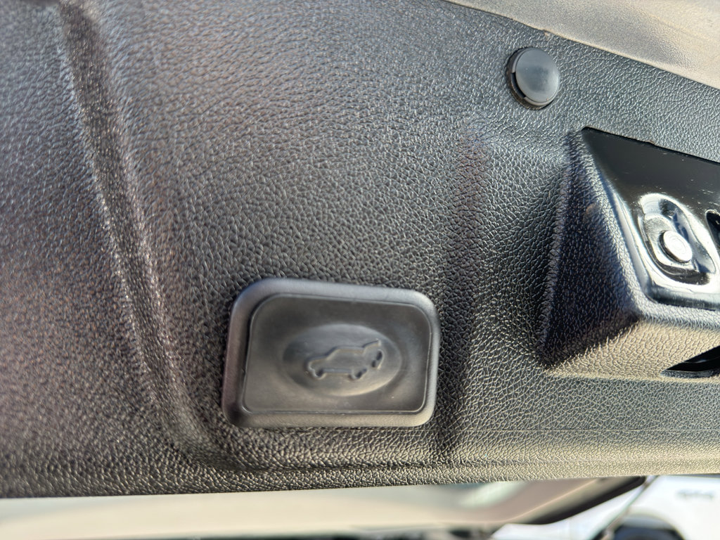 Used 2014 Buick Enclave Leather AWD/4WD image 15