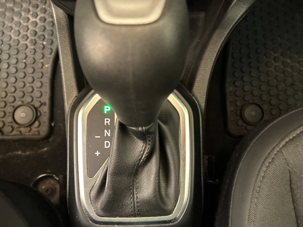 Used 2018 Jeep Renegade Altitude AWD/4WD image 16