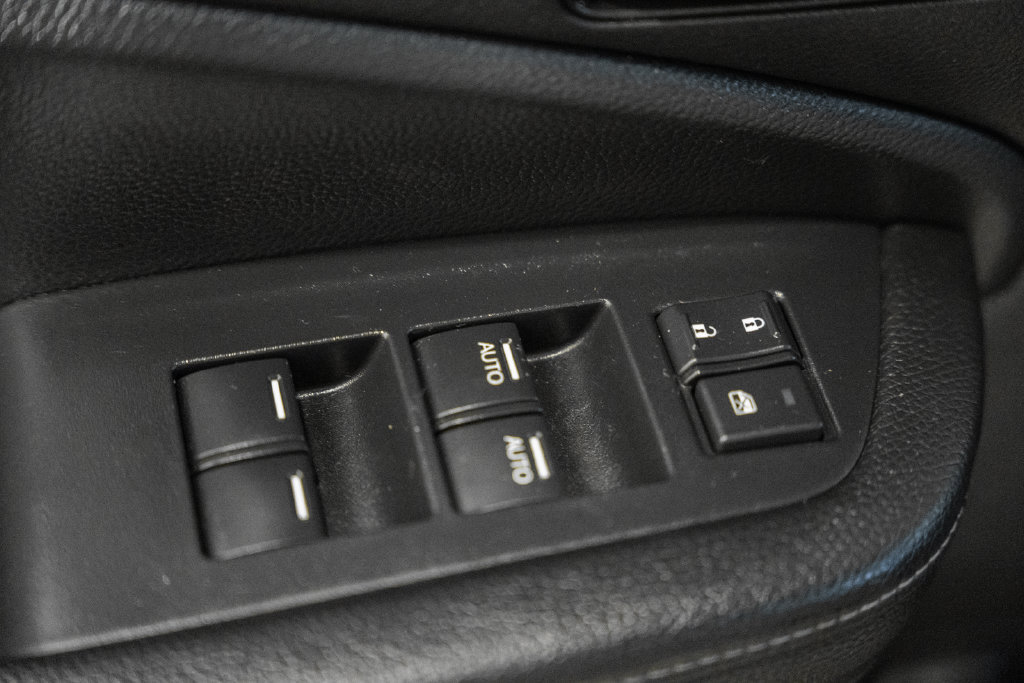 Used 2024 Honda Passport EX-L image 30