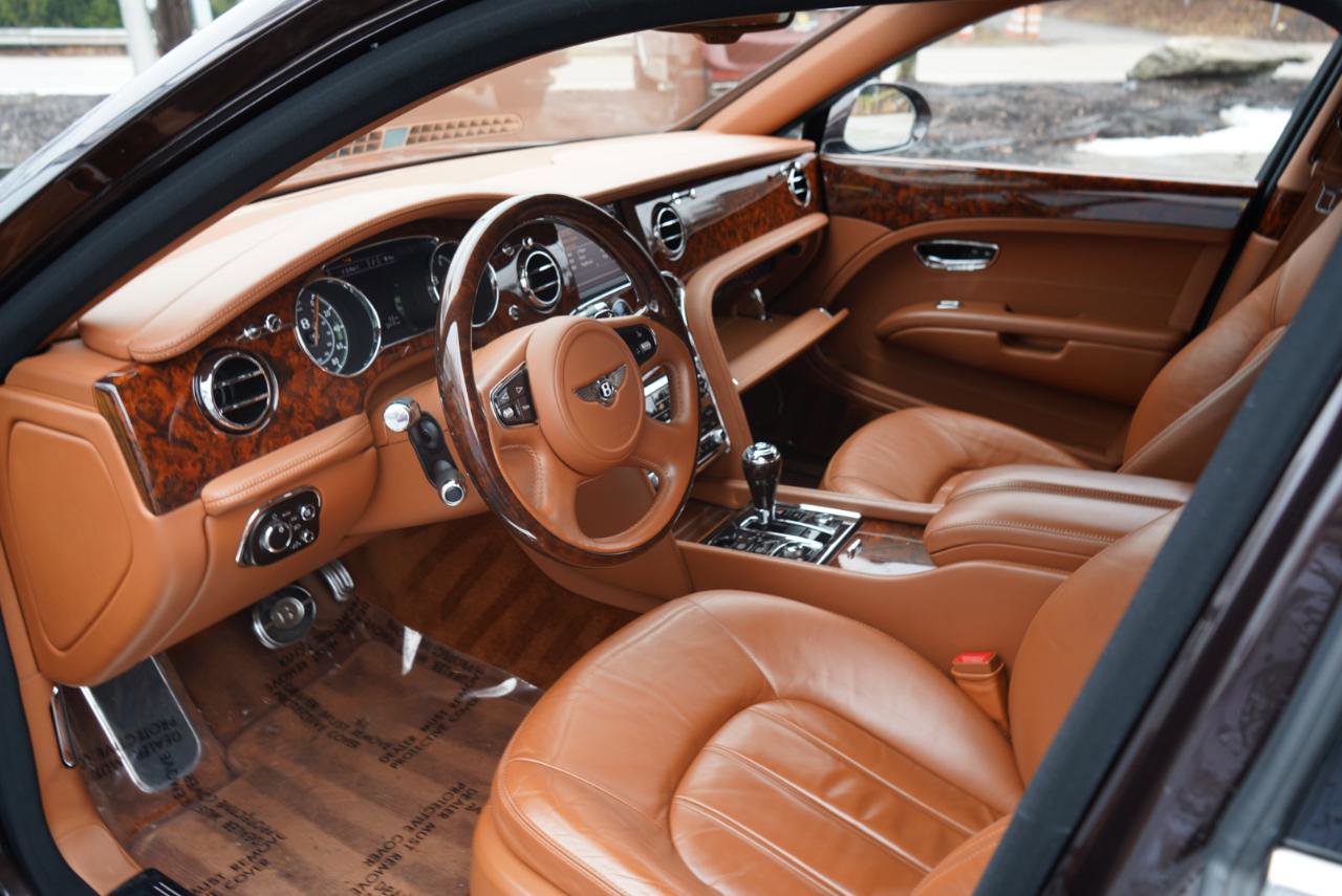 Used 2011 Bentley Mulsanne image 22