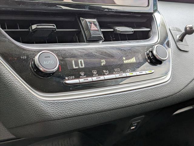 Used 2025 Toyota Corolla LE image 14