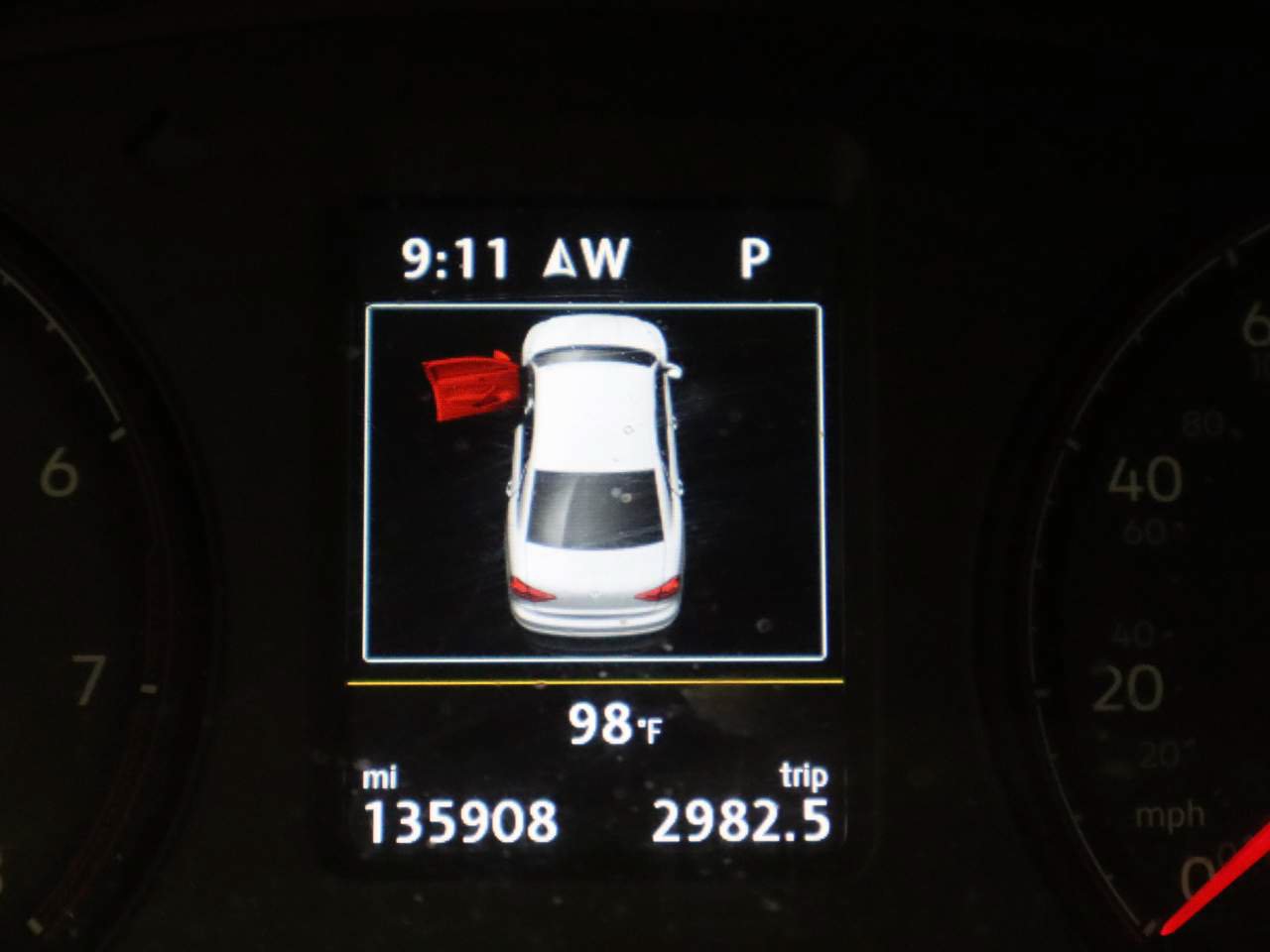 Used 2021 Volkswagen Passat 2.0T SE FWD image 5