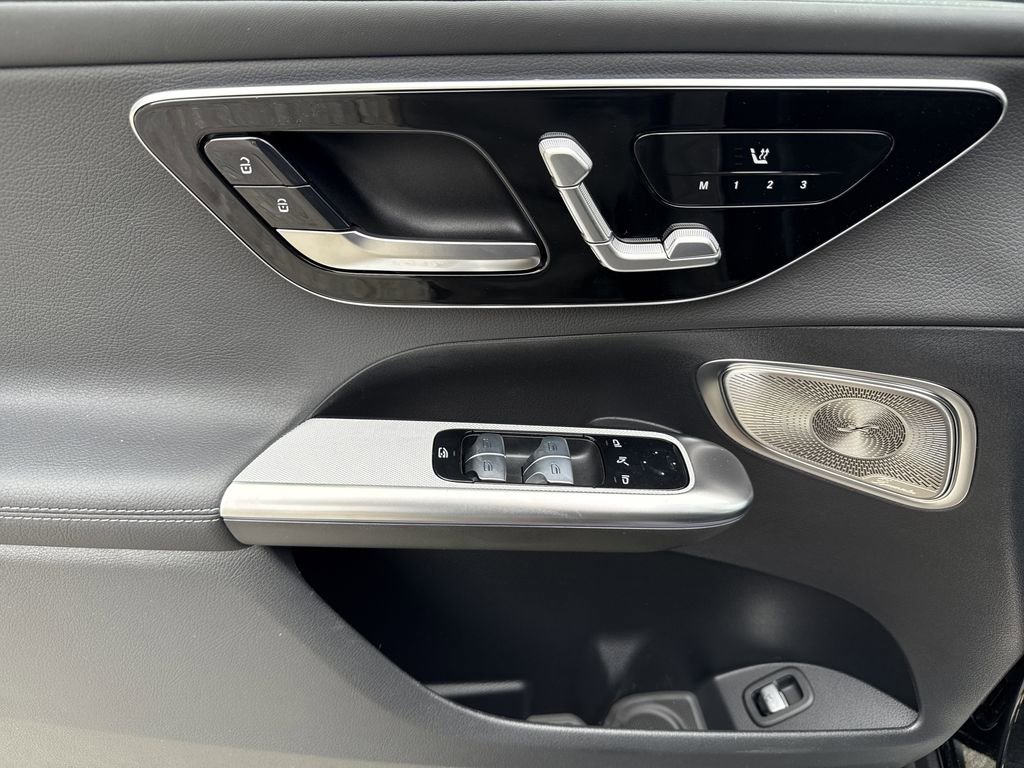 New 2026 Mercedes-Benz GLC 300 4MATIC image 11