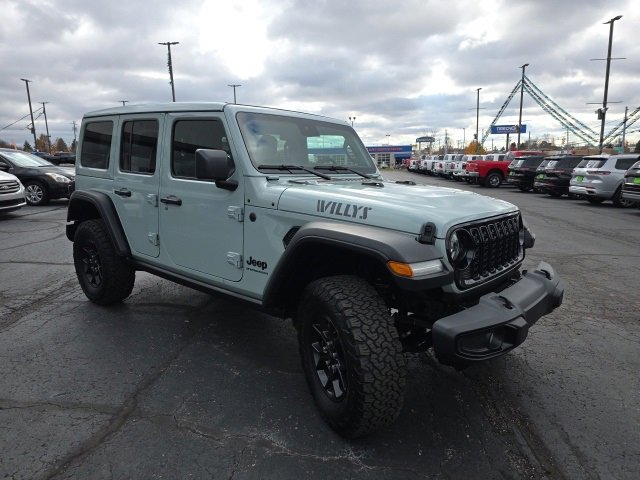 Used 2024 Jeep Wrangler Willys image 9