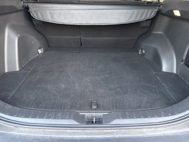 Used 2025 Toyota RAV4 XLE FWD image 23