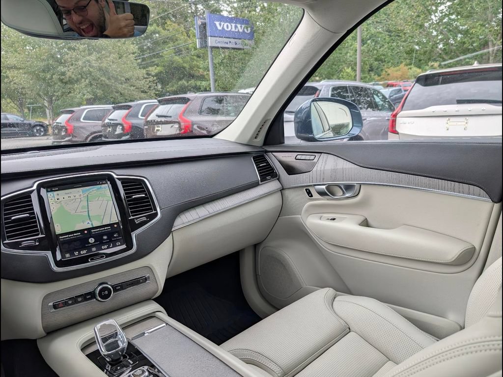 Certified 2025 Volvo XC90 T8 Ultra w/ Protection Package Premier AWD/4WD image 13