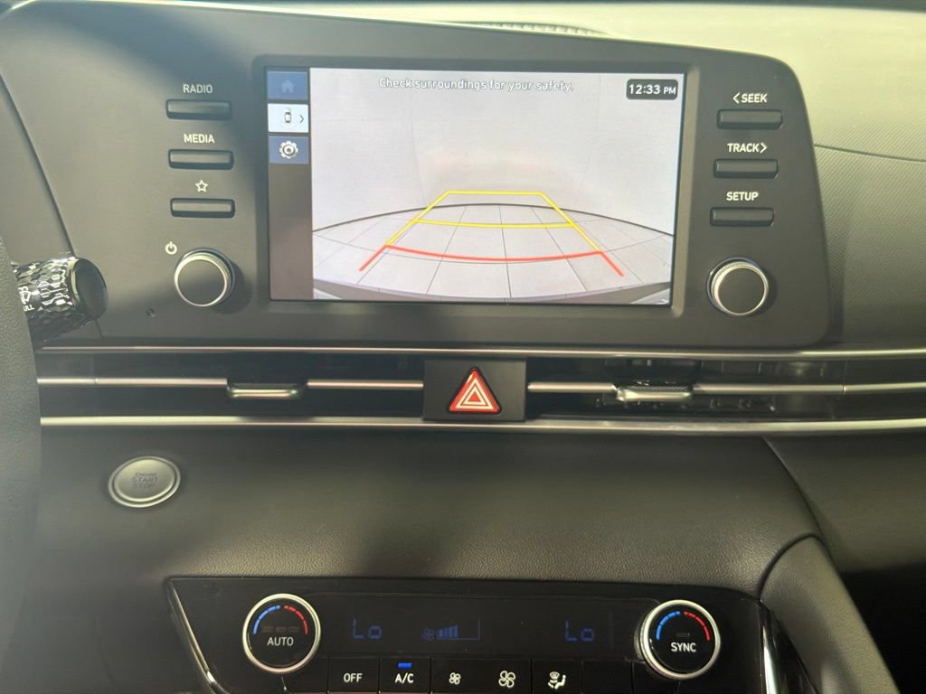 Used 2025 Hyundai Elantra Hybrid FWD image 20