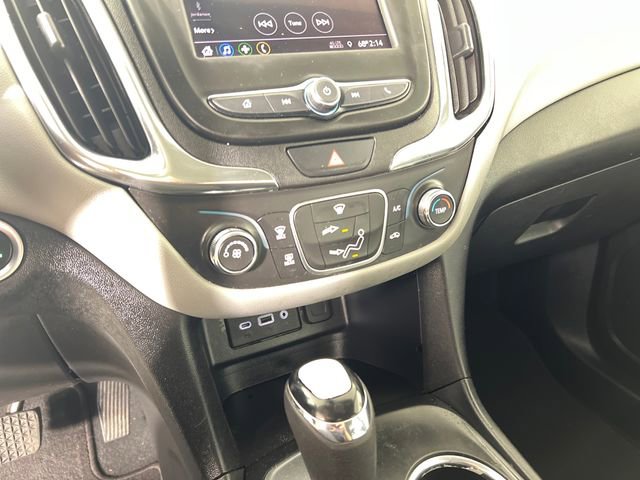 Used 2020 Chevrolet Equinox LS image 19