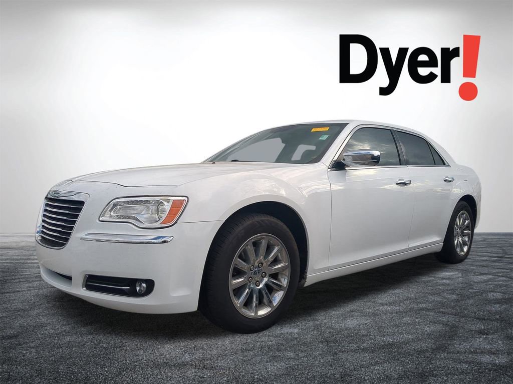 Used 2014 Chrysler 300 C RWD image 1