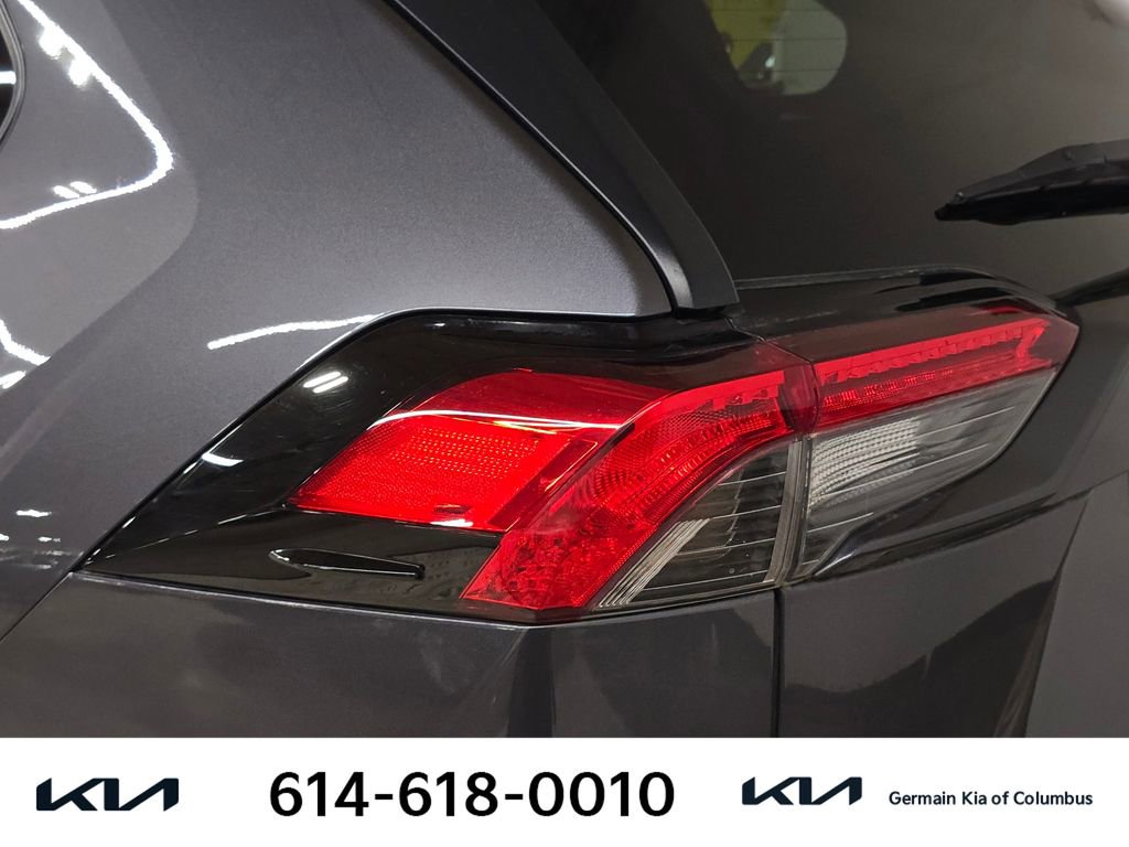 Used 2023 Toyota RAV4 XLE w/ Convenience Package image 16