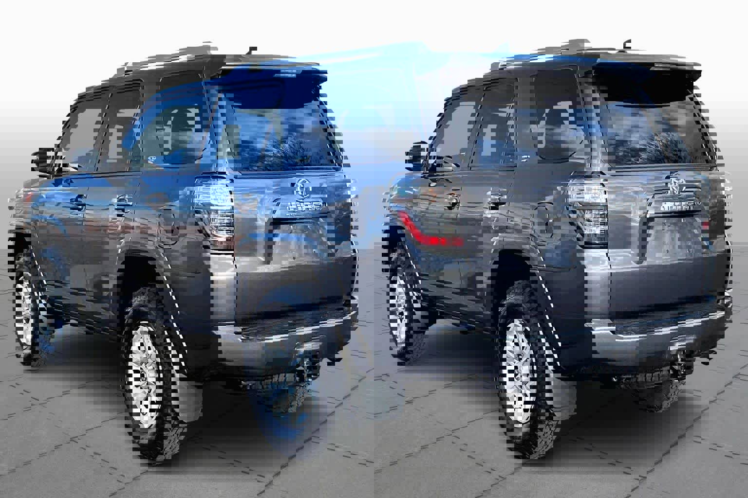 Used 2016 Toyota 4Runner SR5 Premium image 10