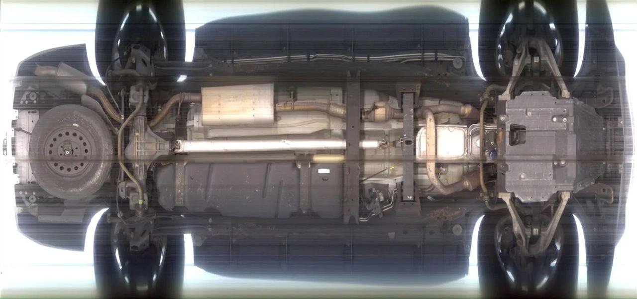 Used 2015 Chevrolet Suburban LT RWD image 24