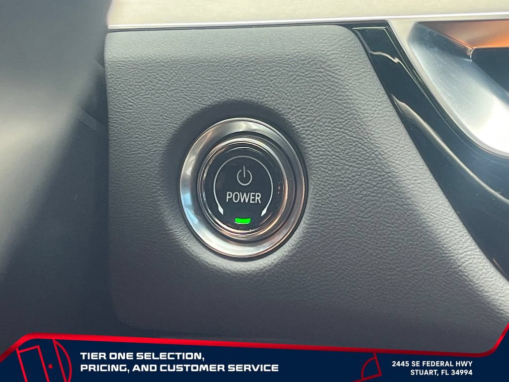 Used 2025 Cadillac Lyriq Luxury RWD image 30