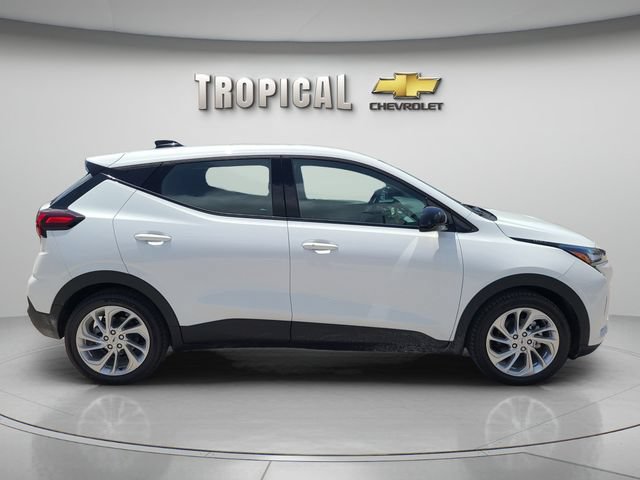 New 2027 Chevrolet Bolt LT FWD image 6